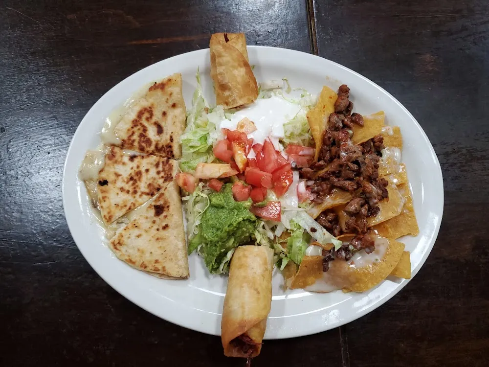 Fajita Quesadilla Guacamole Salad